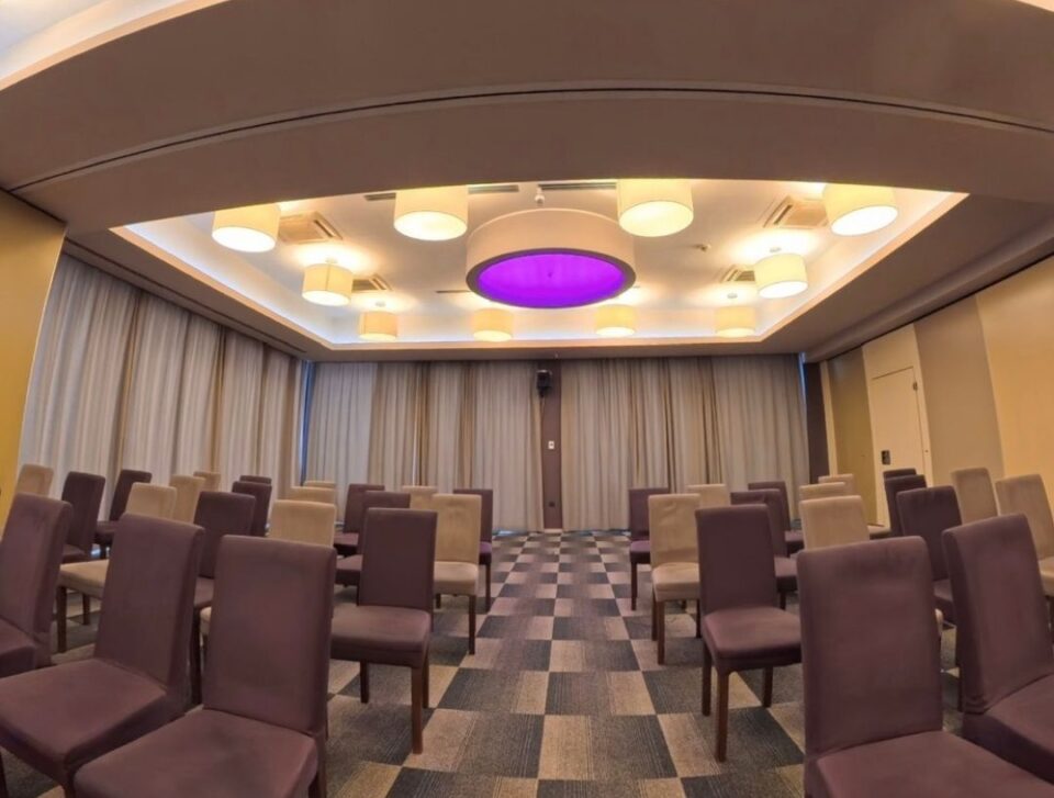 Golden Gate + Metropolitan